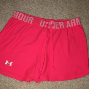 Women’s pink under armor shorts